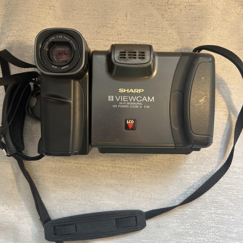 Sharp VL-E39U 8mm Analog Camcorder (Untested)